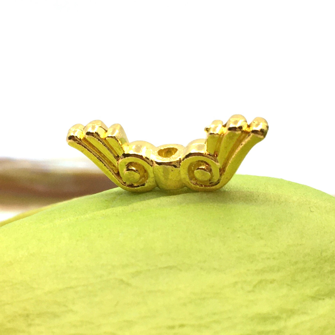 Wings Bead, 3D wing Bead, Gold Wings bead, Beads | Bellaire Wholesale