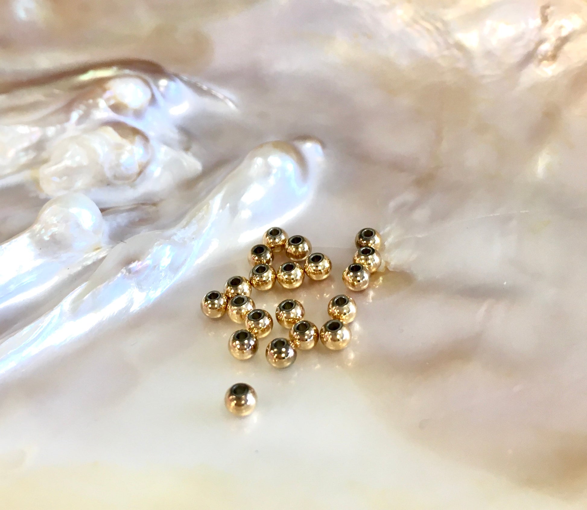Stainless Steel Gold Round Beads | Bellaire Wholesale
