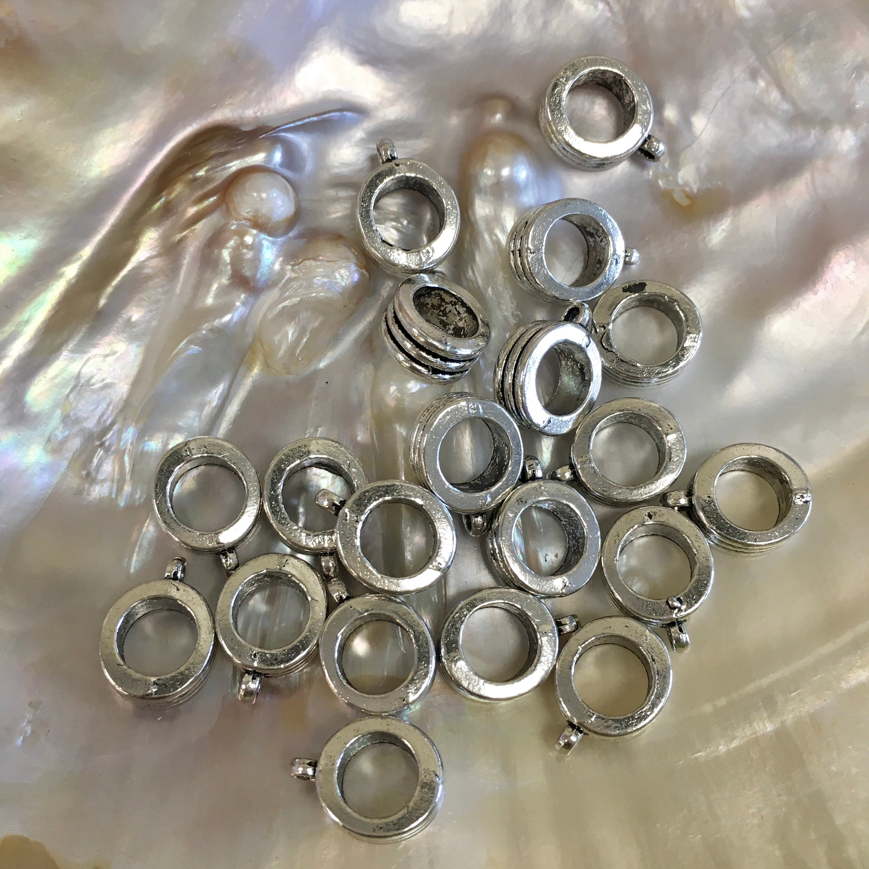 Alloy Charm Hanger with 3 grooves | Bellaire Wholesale
