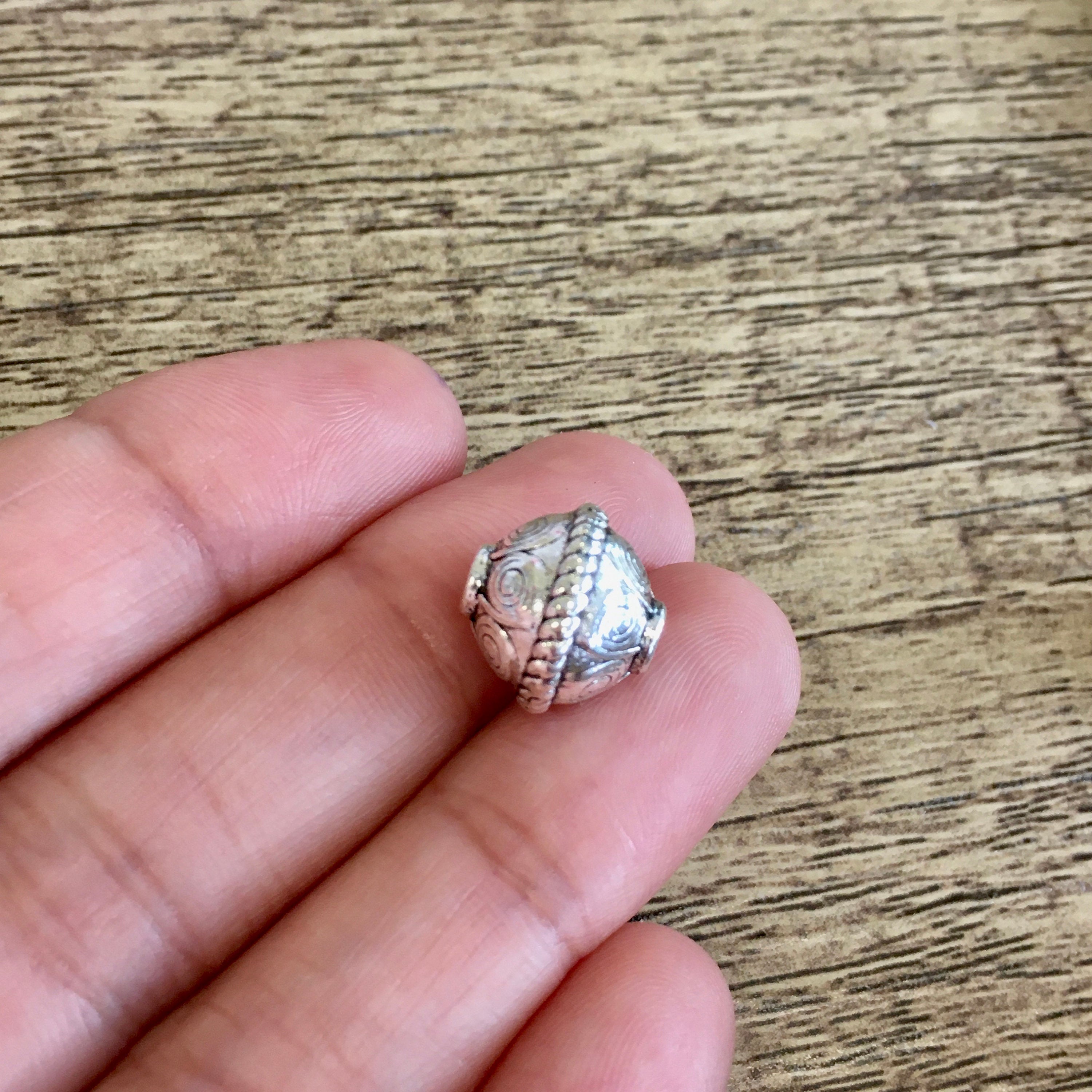 20pc UFO Shaped Alloy Spacer Beads | Bellaire Wholesale