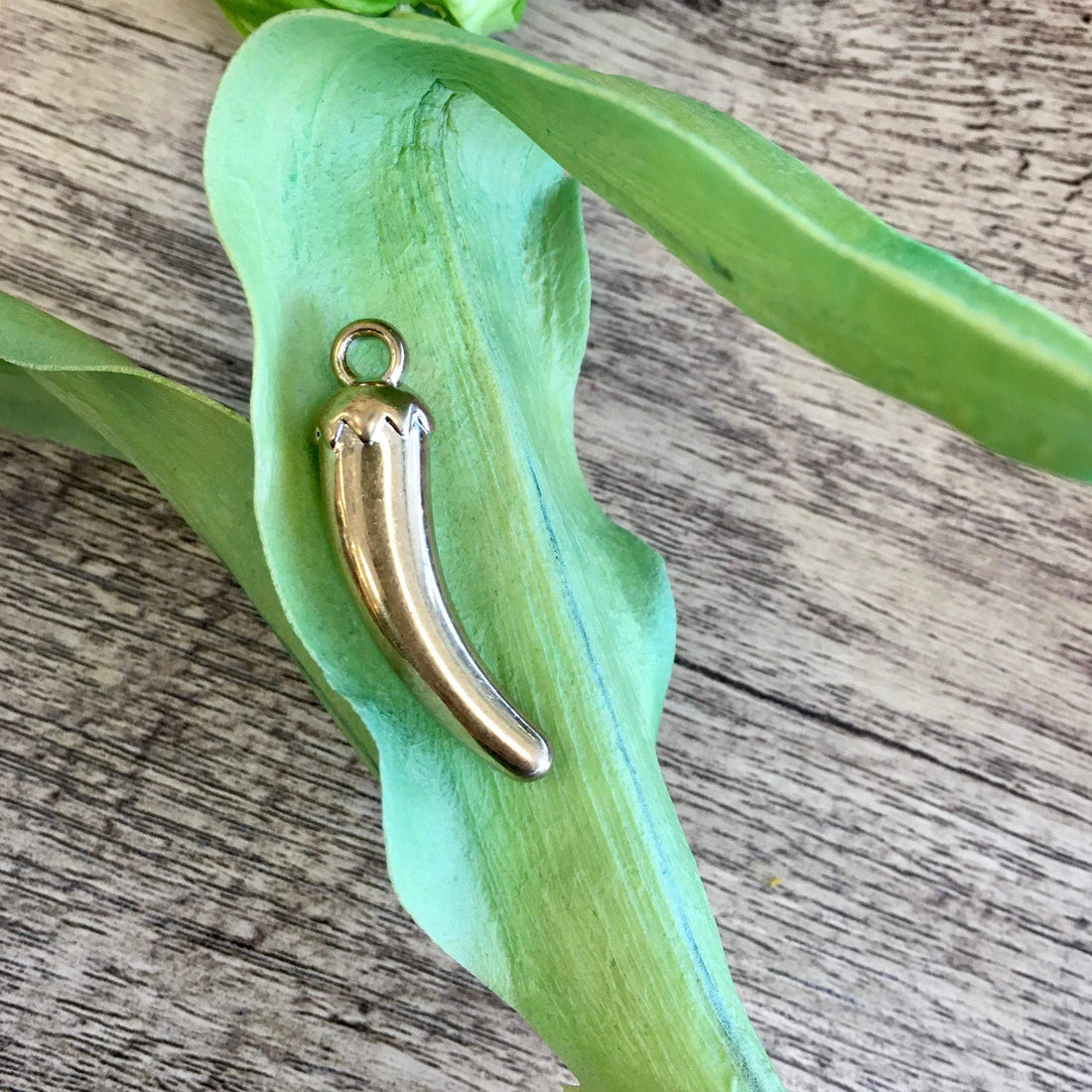 Italian Horn Charm Pendant | Bellaire Wholesale