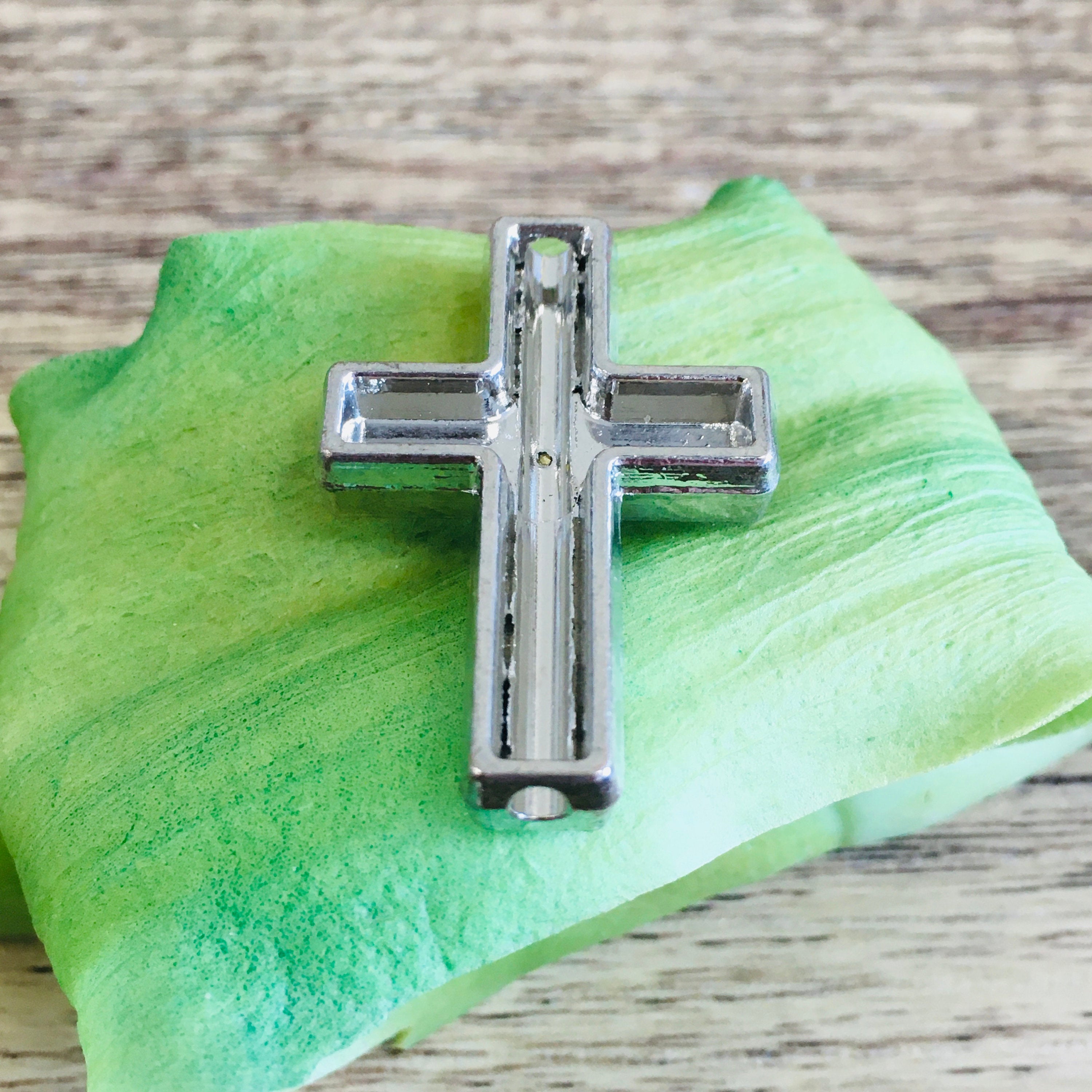 Rhodium/ Gunmetal Cross Clear rhinestones | Bellaire Wholesale