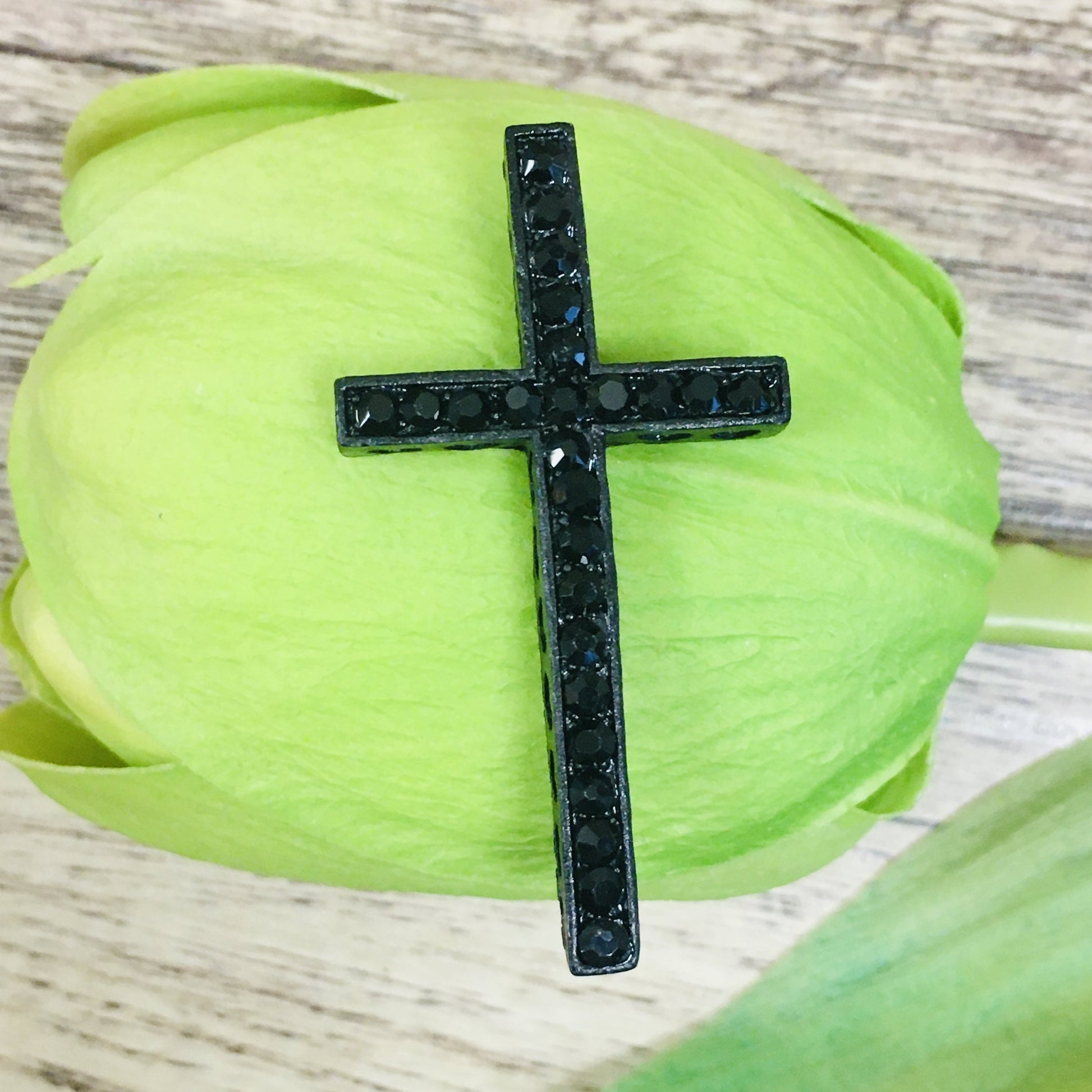 Black Cross Alloy Connectors | Bellaire Wholesale