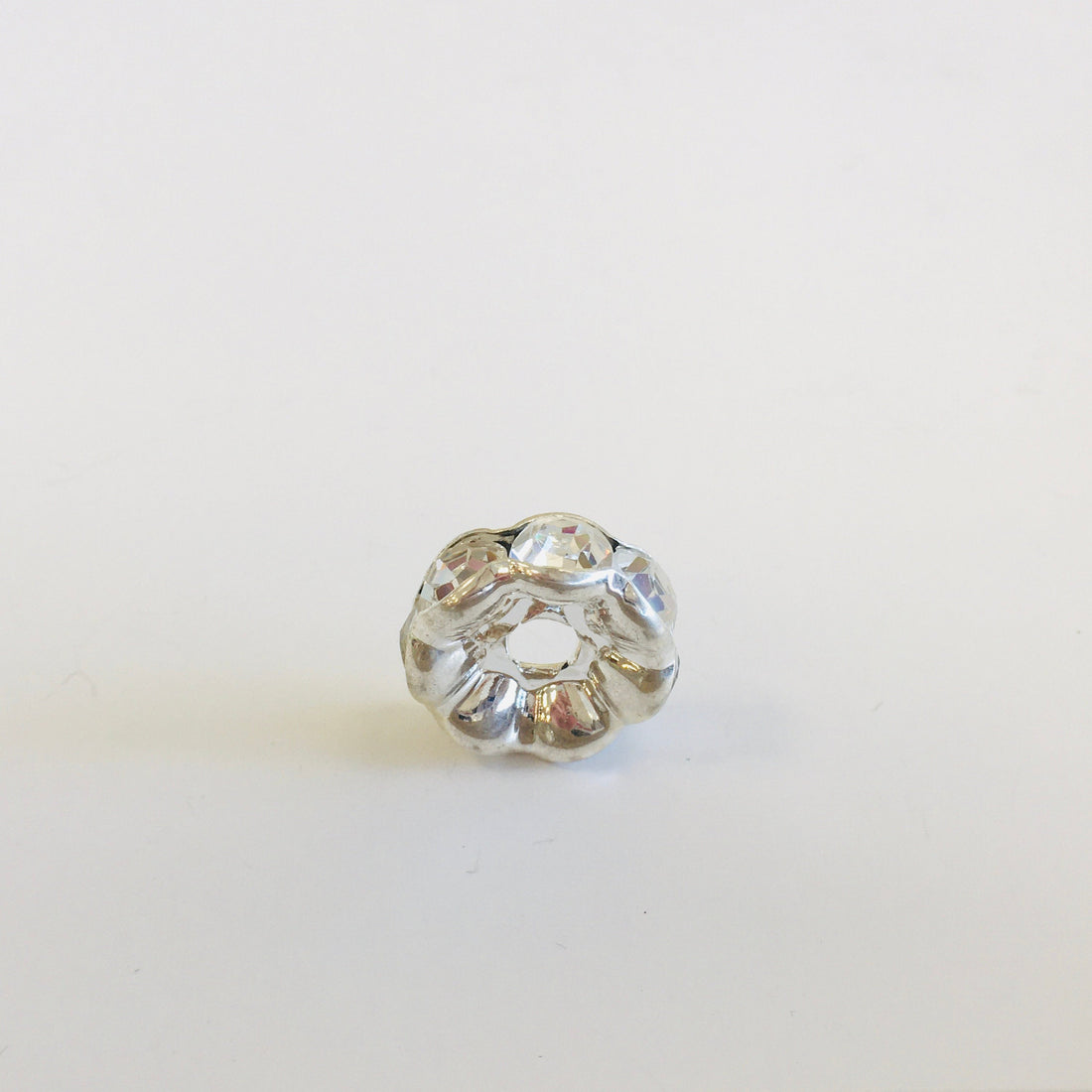 Curved Daisy Spacer Beads | Bellaire Wholesale