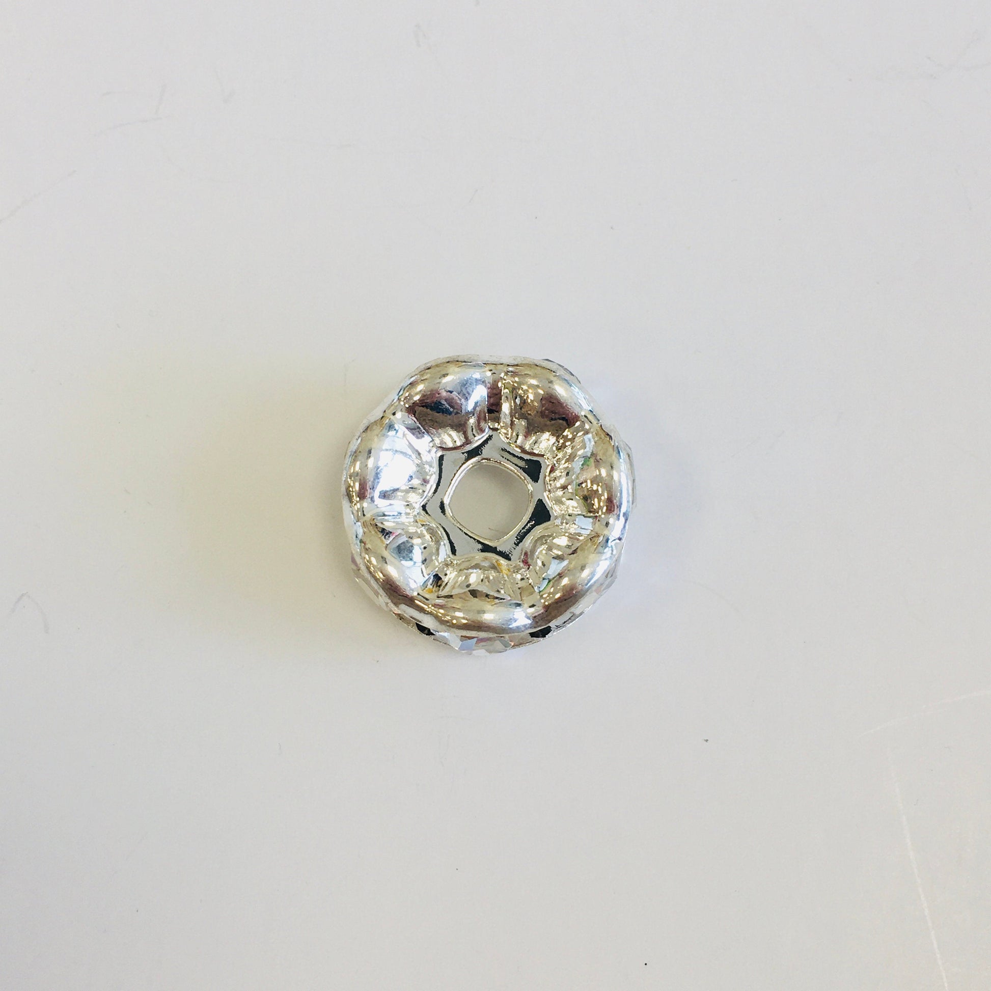 Curved Daisy Spacer Beads | Bellaire Wholesale