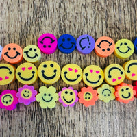 10mm Daisy, Smiley Clay Beads | Bellaire Wholesale