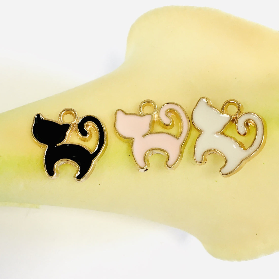 Enamel Baby Kitten Charm  | Bellaire Wholesale