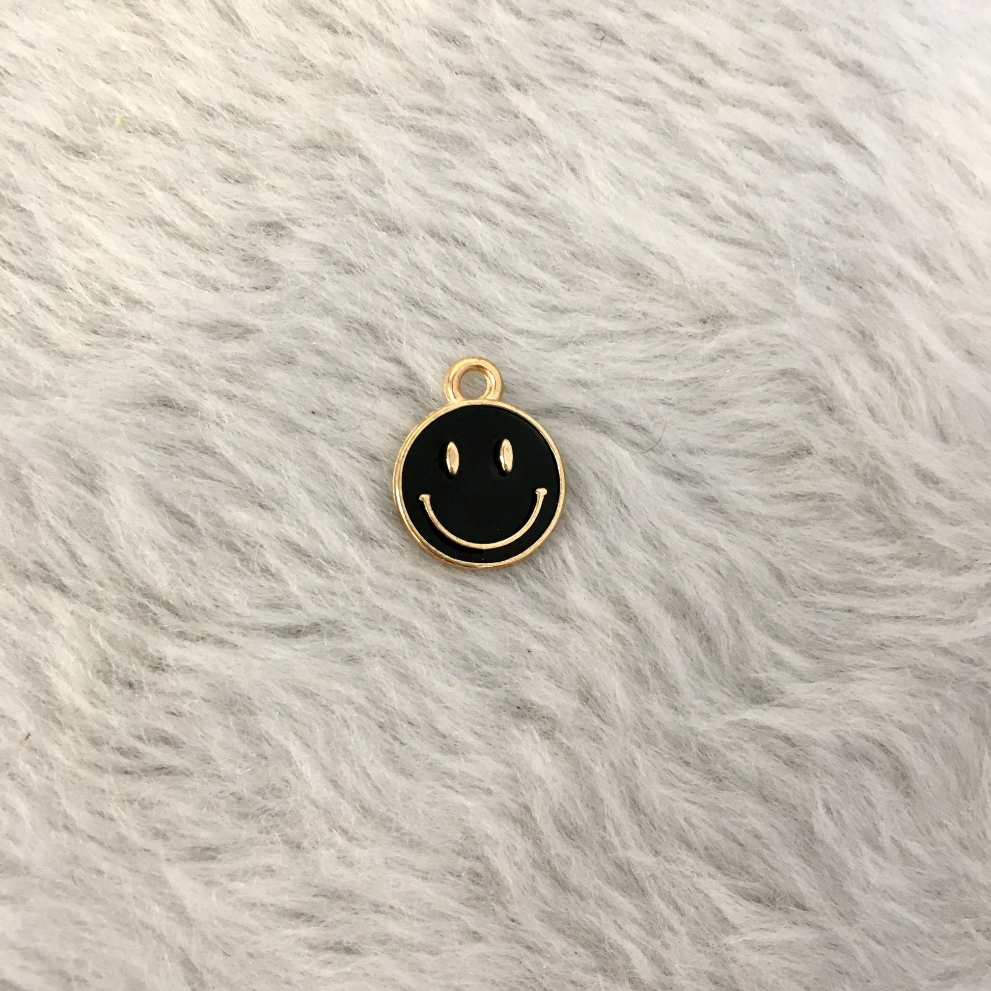 Enamel Smilie Face Pendant | Bellaire Wholesale