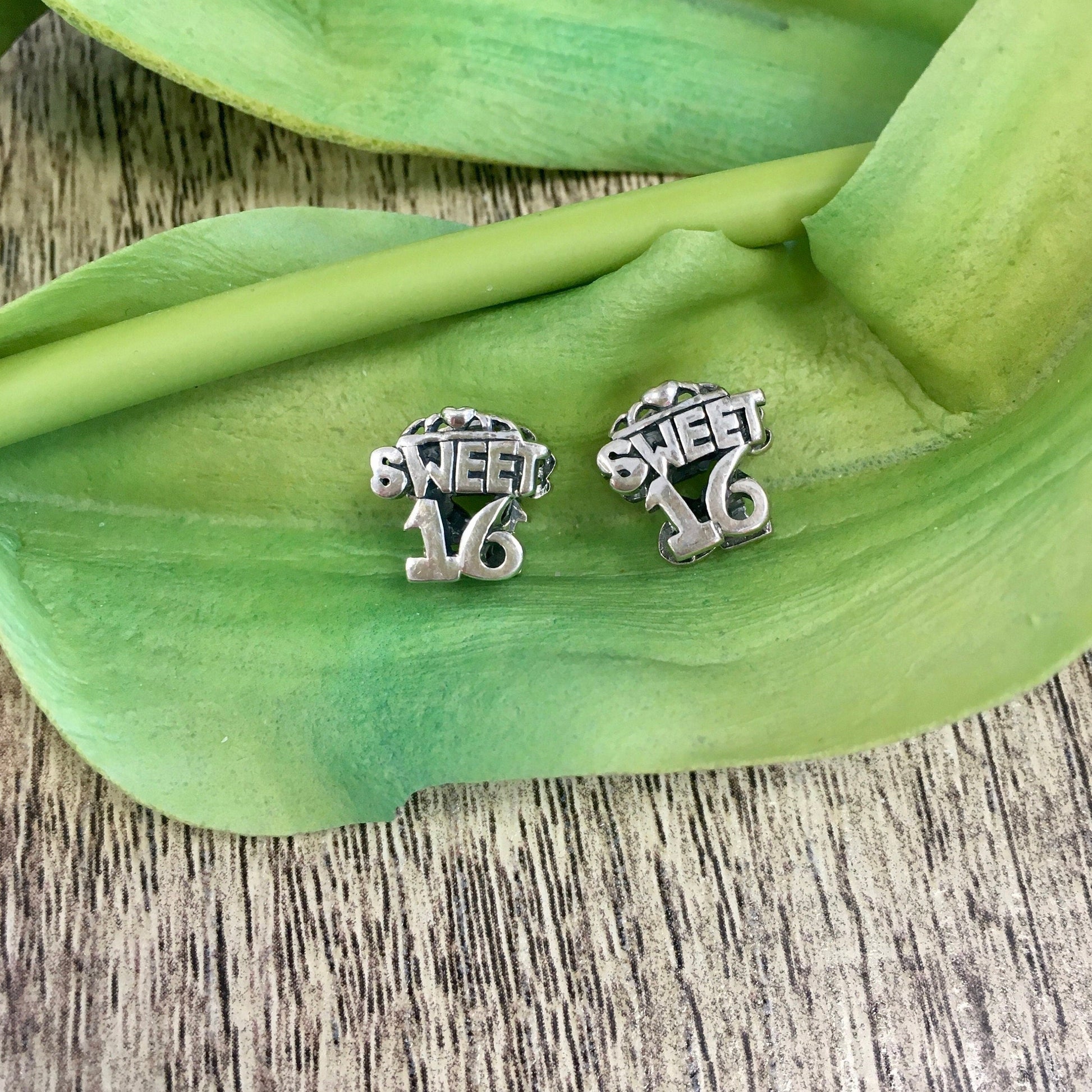 Sweet 16 Bead, 925 European Beads | Bellaire Wholesale