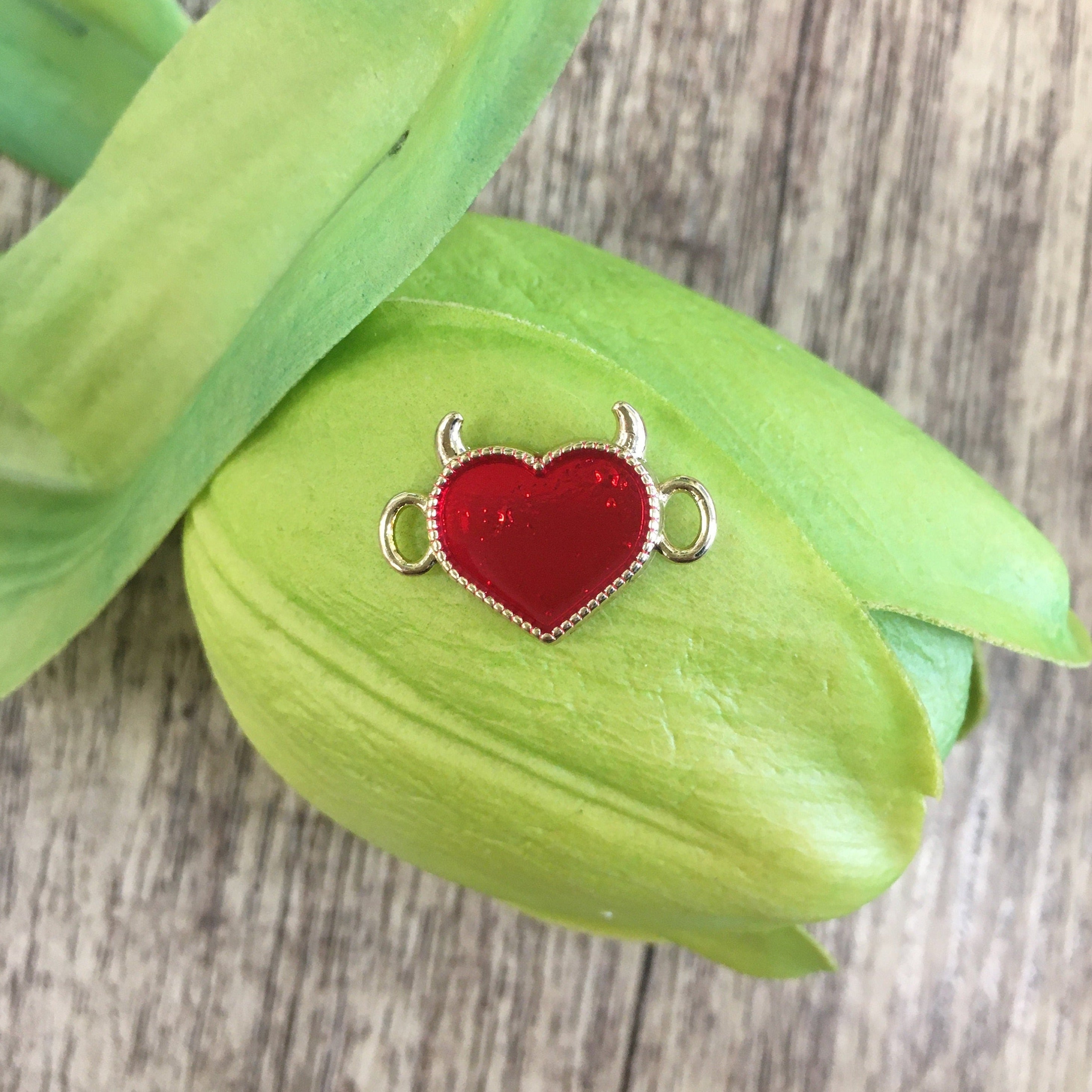 Red Devil Heart Connector | Bellaire Wholesale