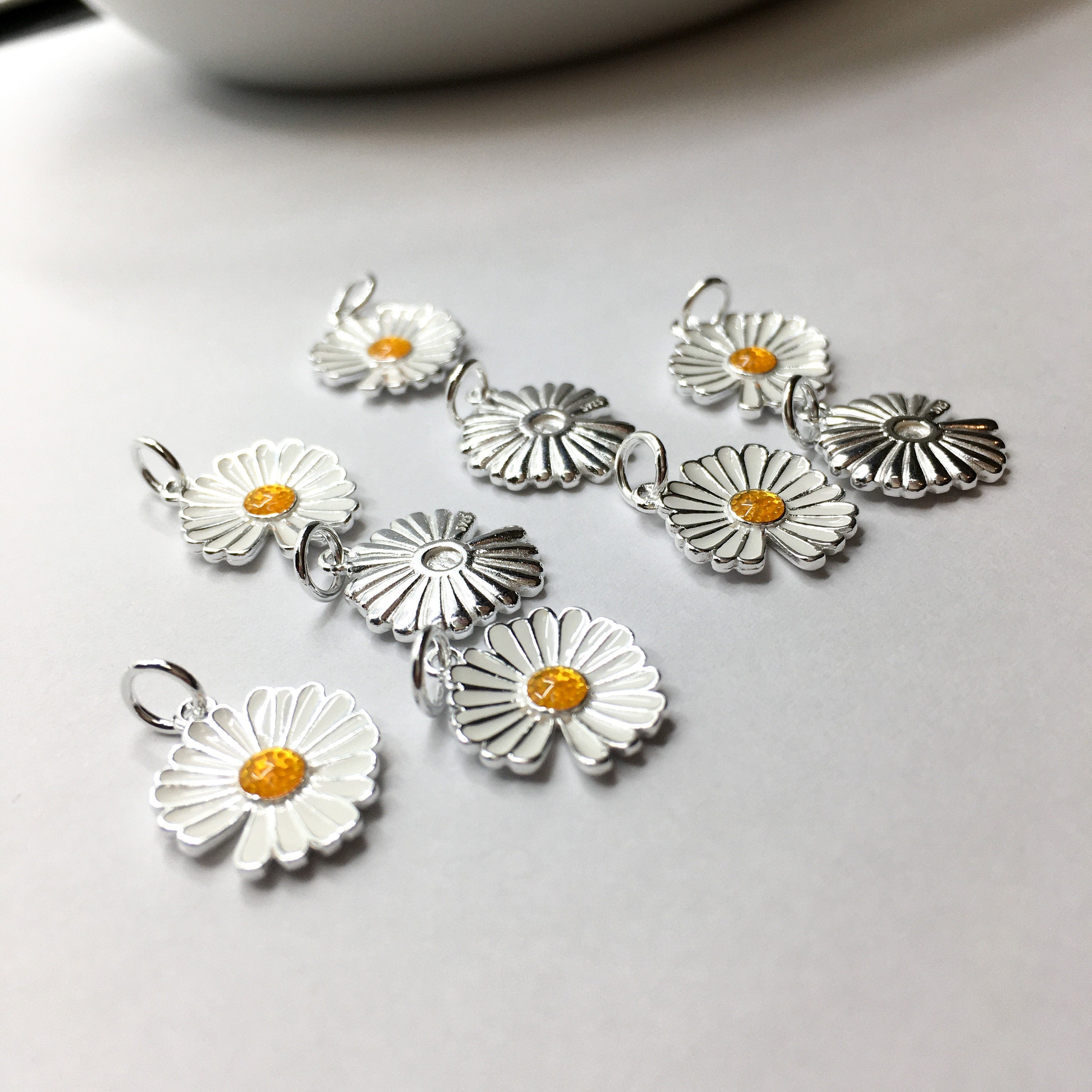 925 Sterling Silver Daisy Charm | Bellaire Wholesale
