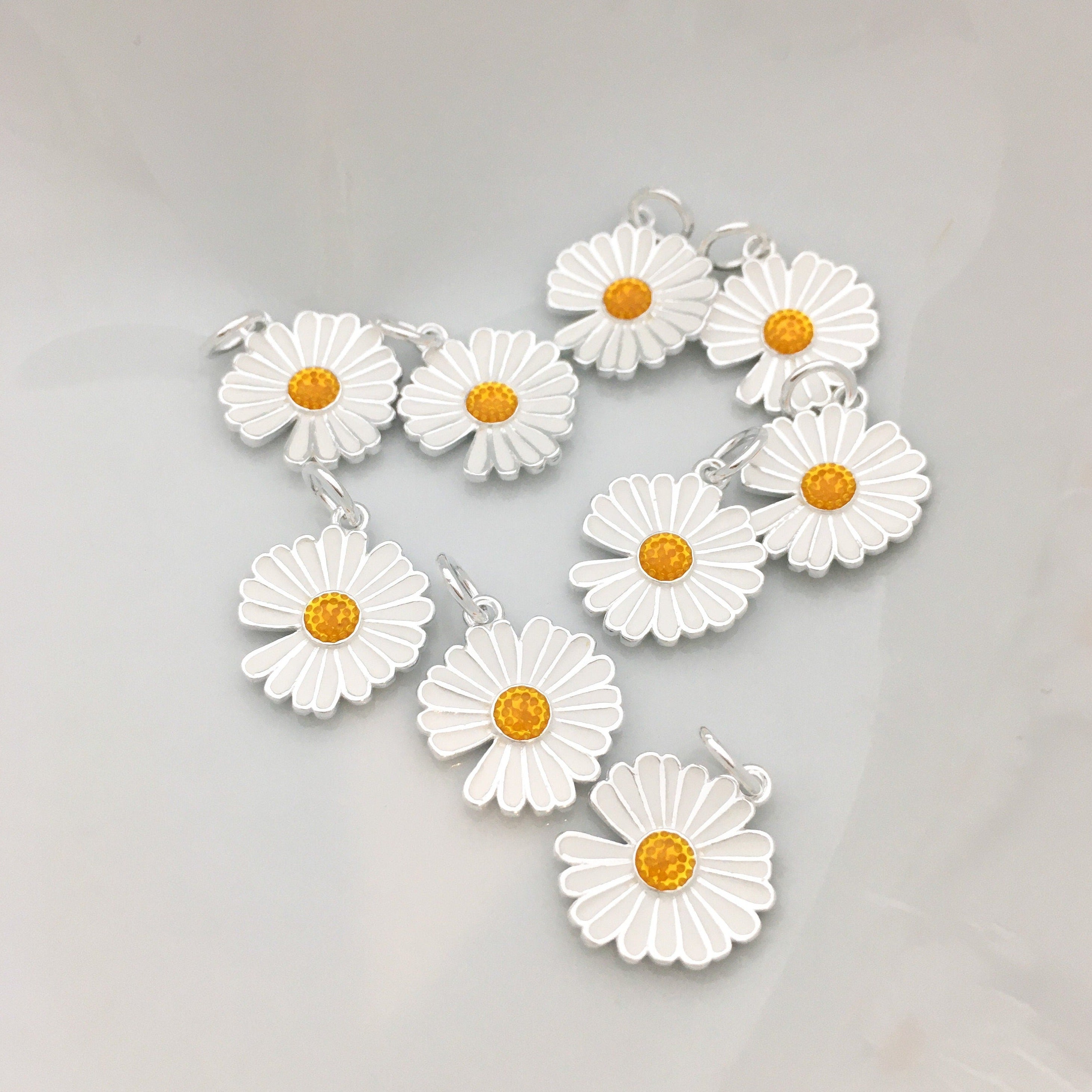 925 Sterling Silver Daisy Charm | Bellaire Wholesale