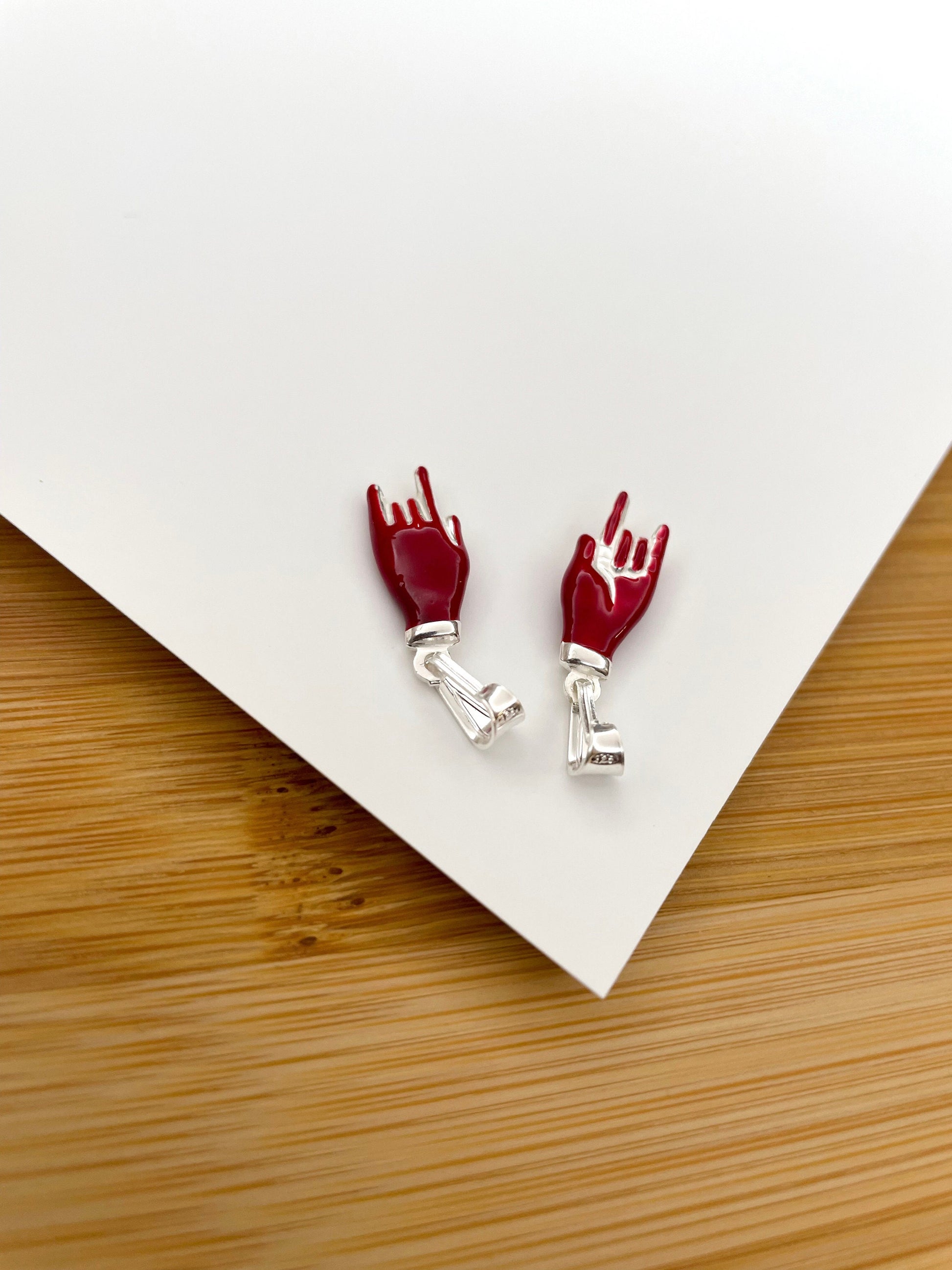 925 Sterling Silver Red Hand Pendant | Bellaire Wholesale