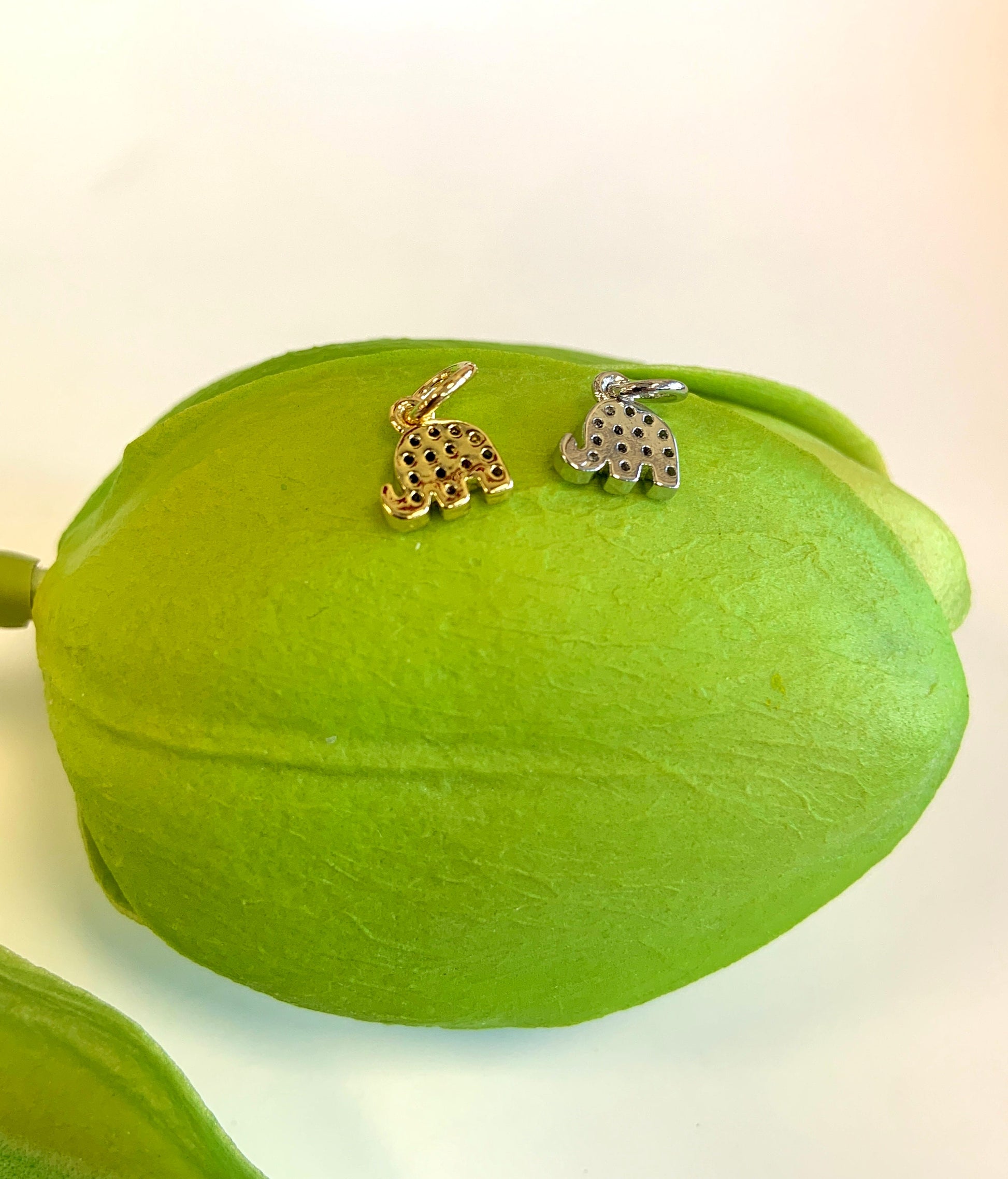 Mini Elephant Charm | Bellaire Wholesale