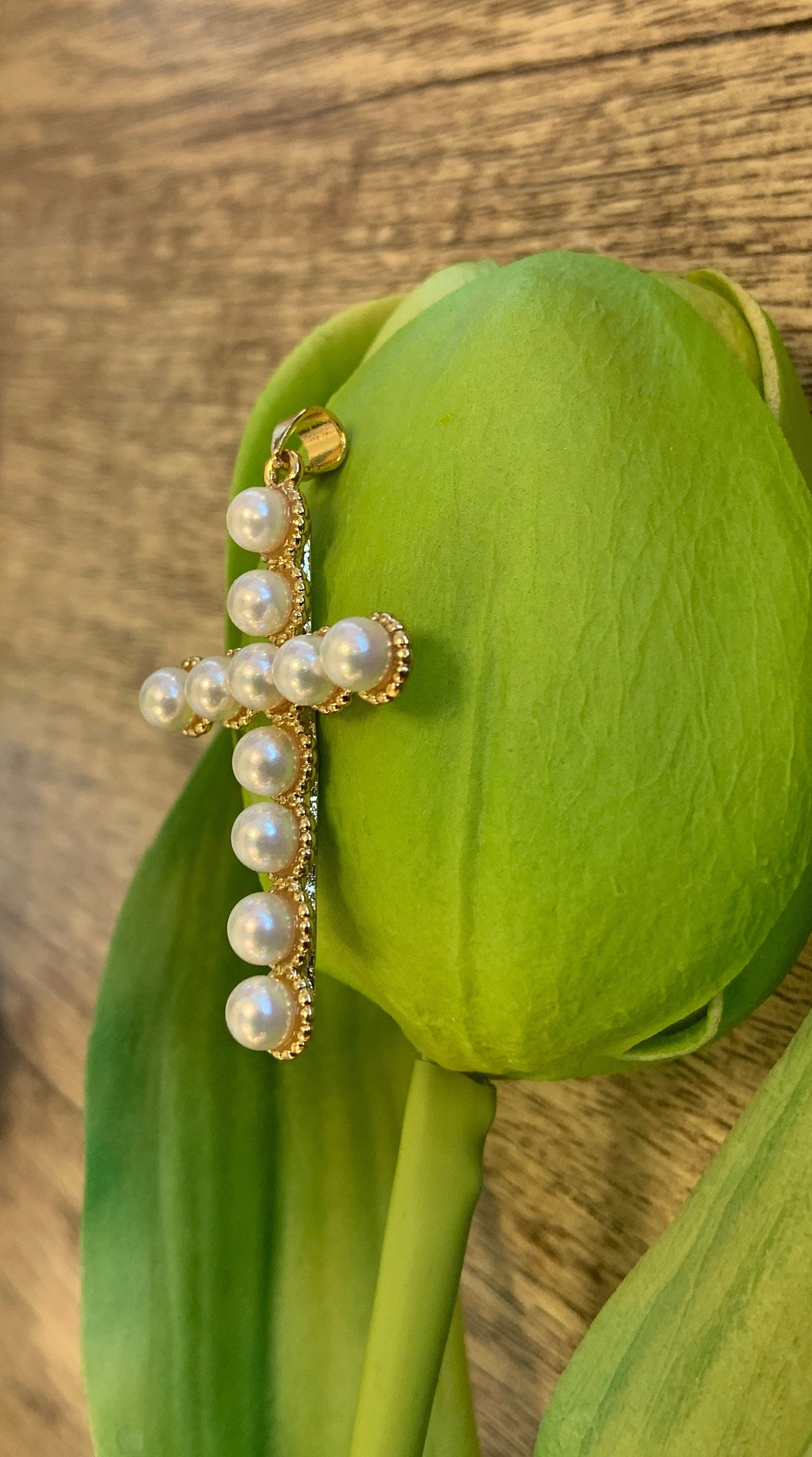Cross Pearl Pendant 45mm x 27mm | Bellaire Wholesale