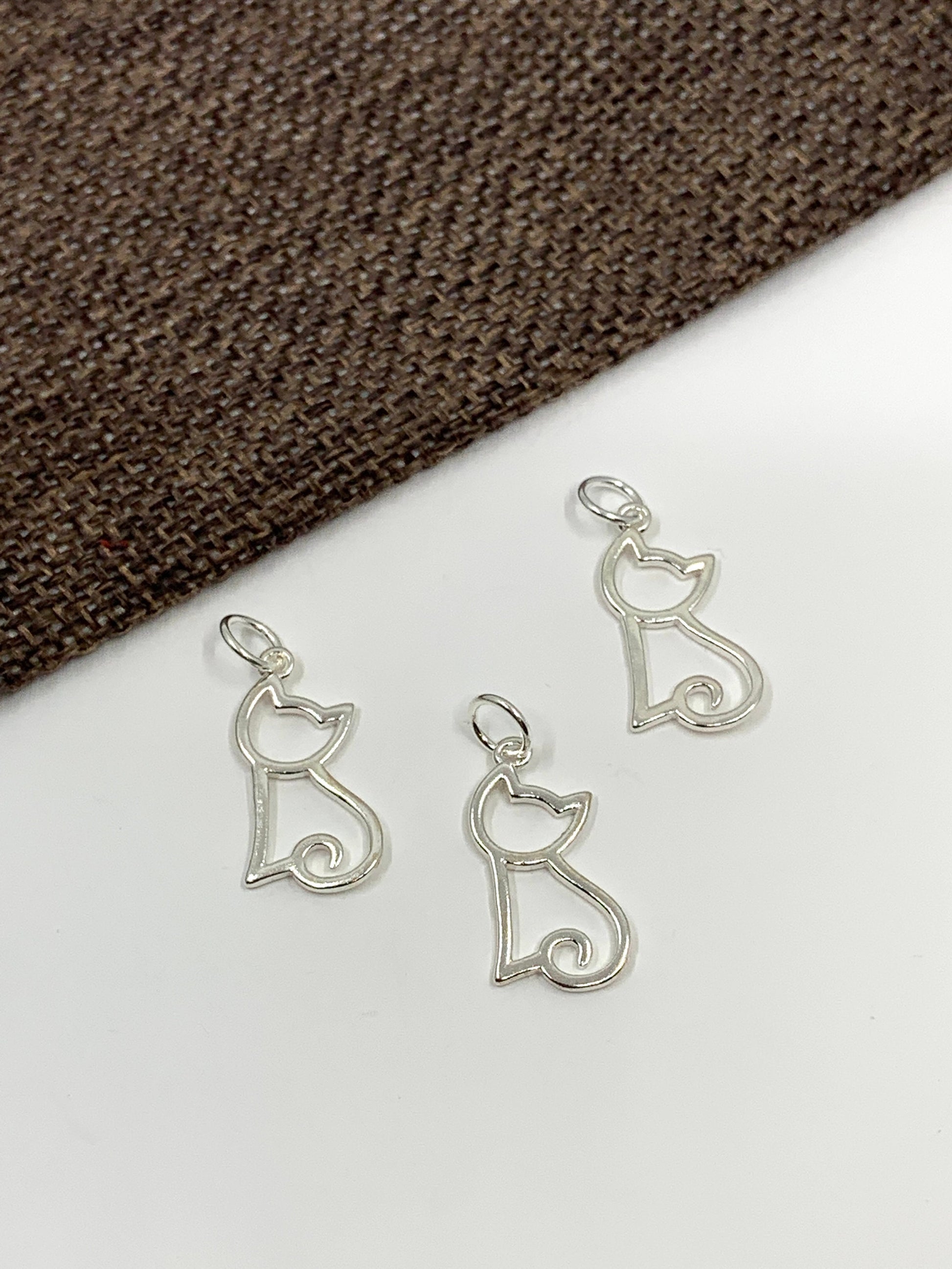 925 Sterling Silver Cat Charm | Bellaire Wholesale