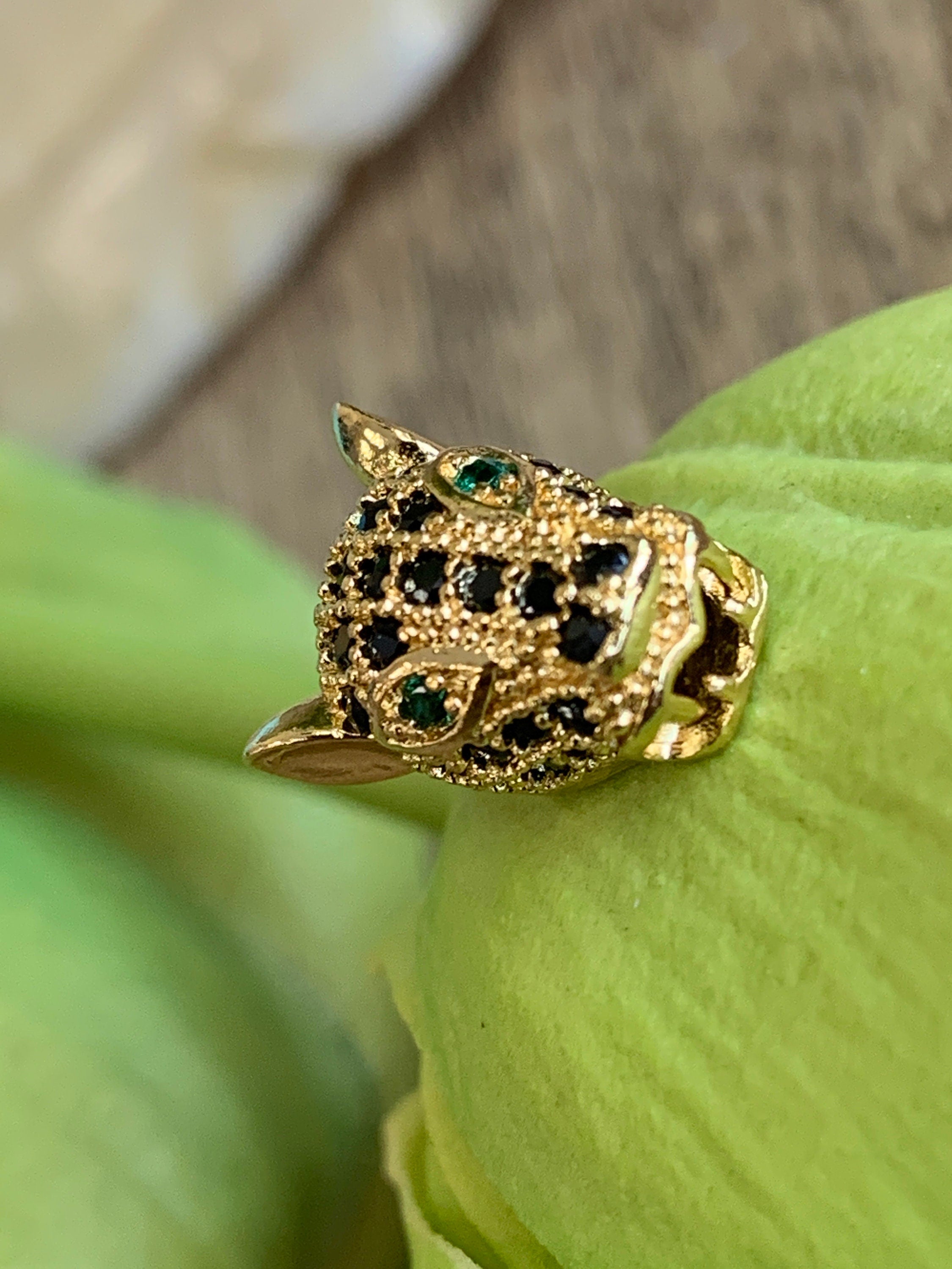 Panther head bead | Bellaire Wholesale