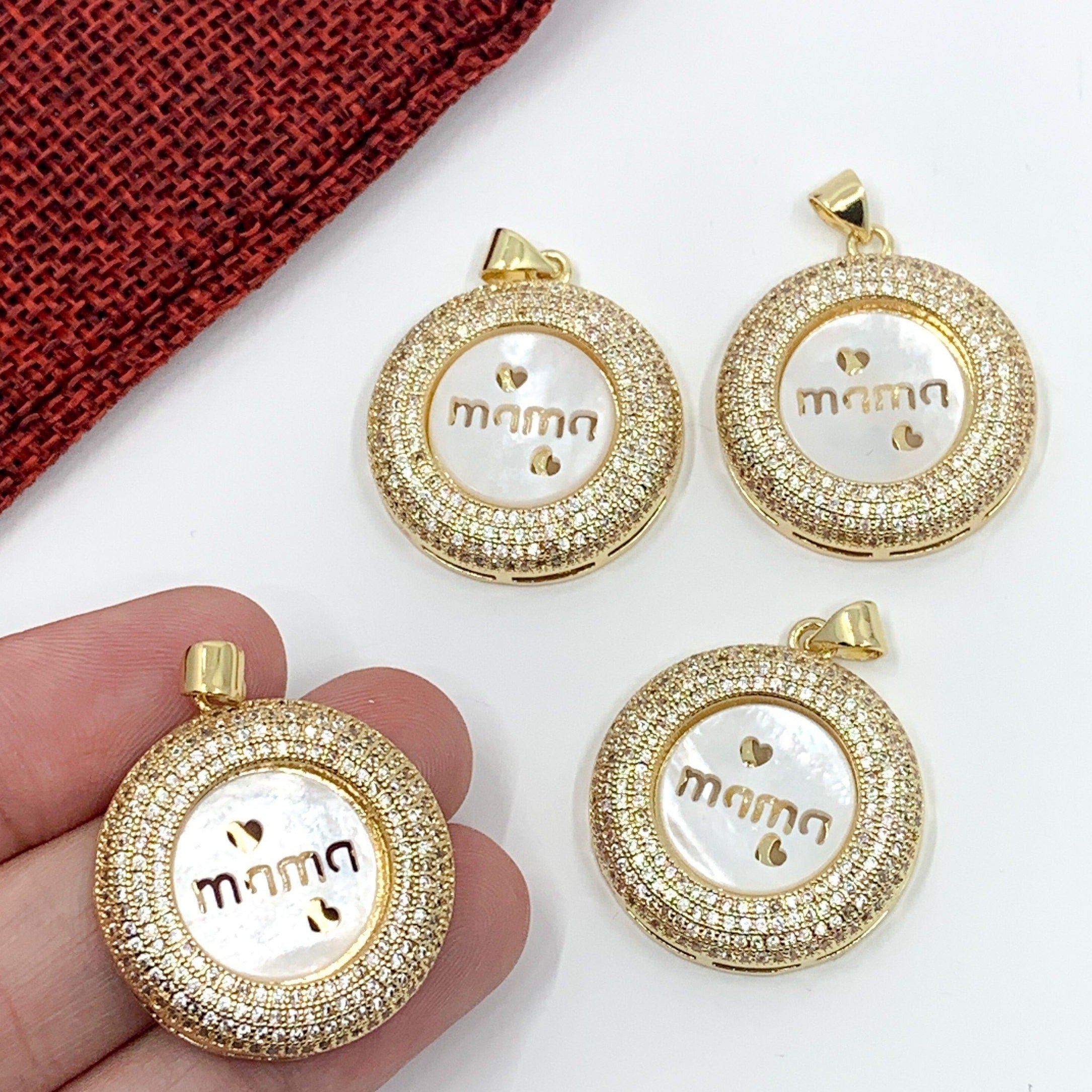 Mama Cubic Zirconia Shell Pearl Charm