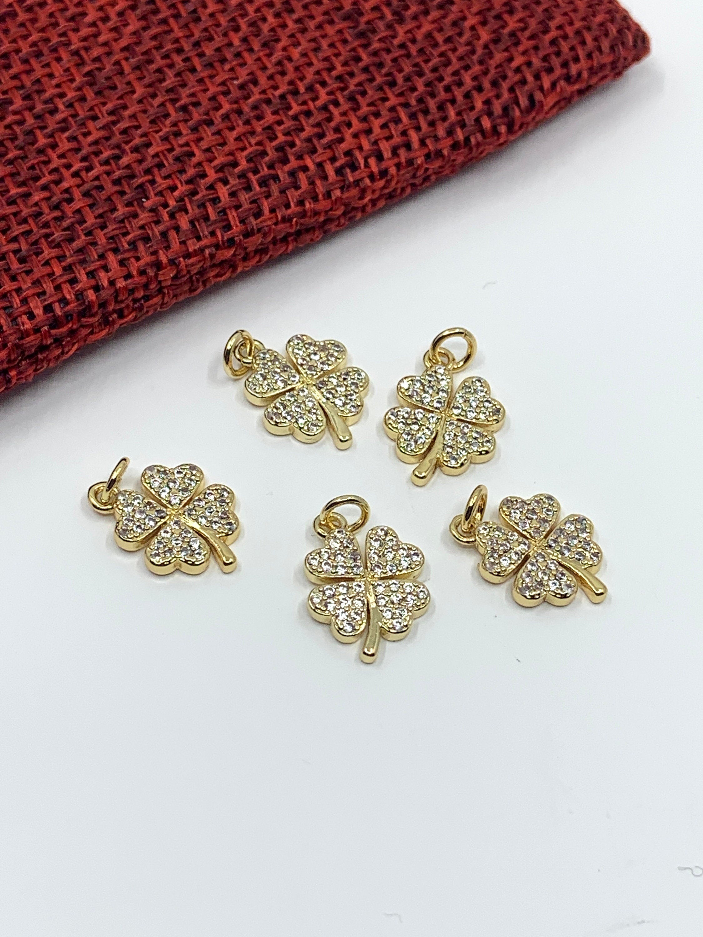 4 Leaf Flower Pendant