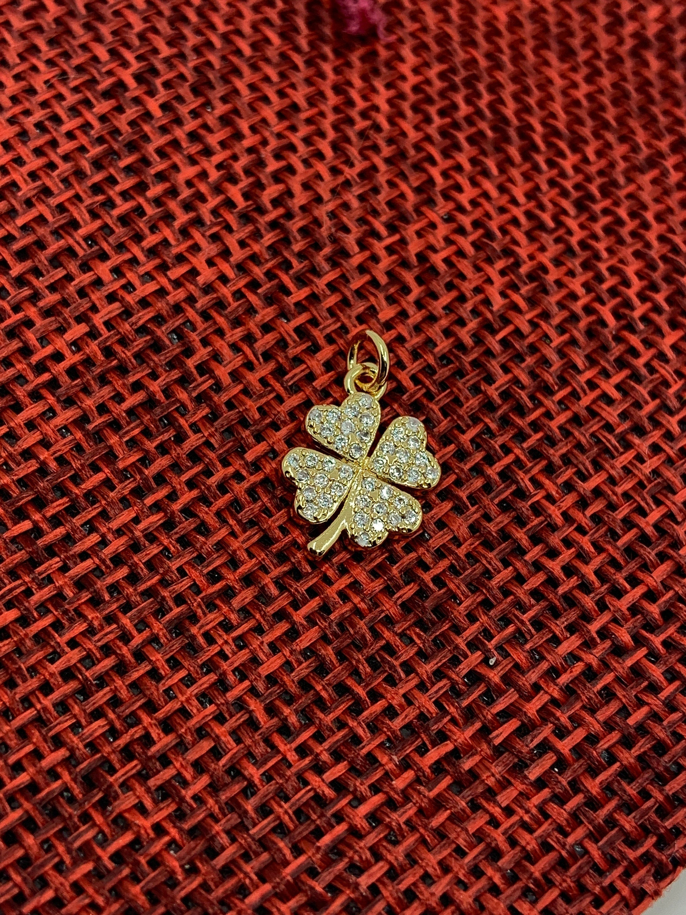 4 Leaf Flower Pendant