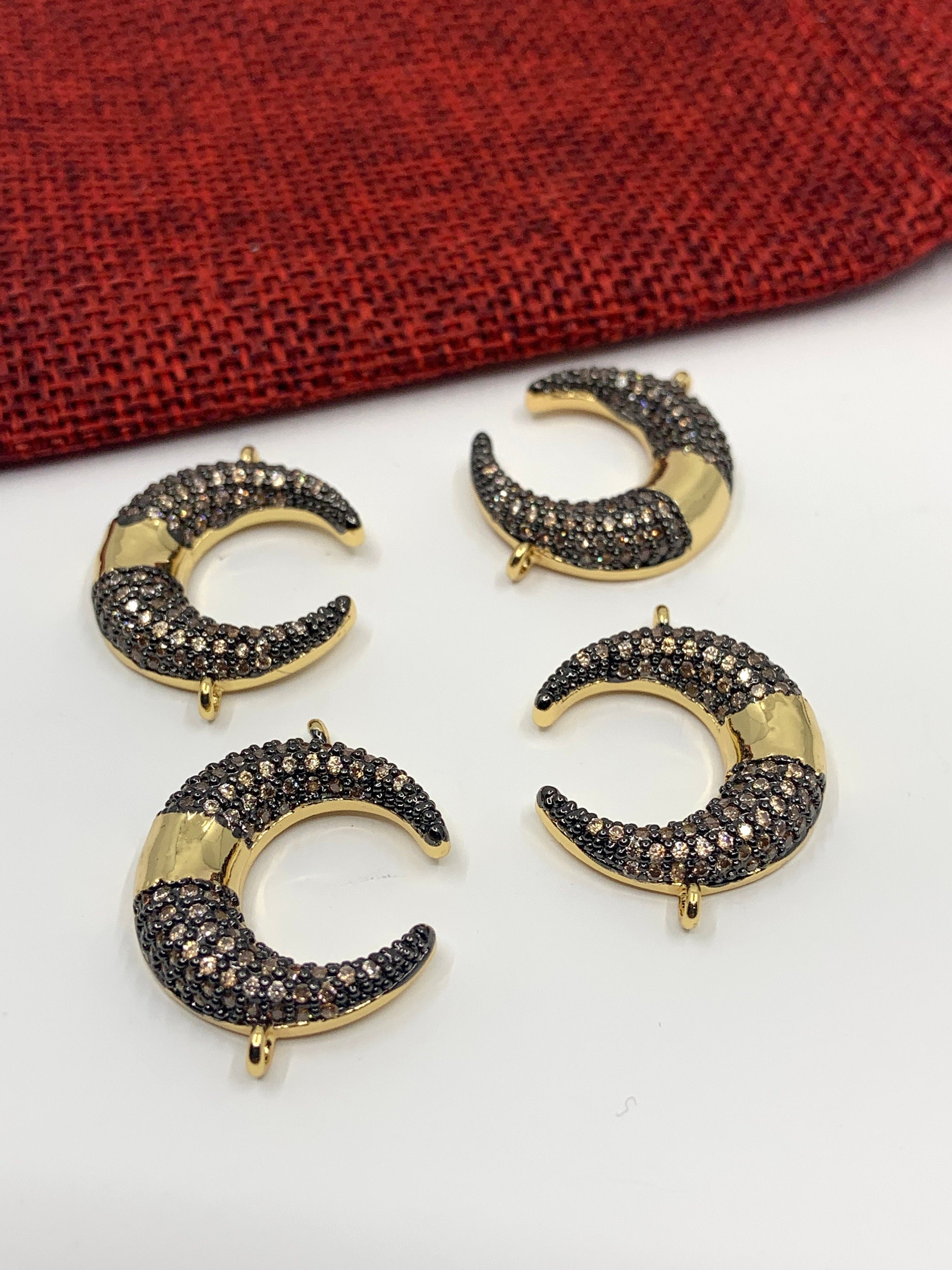 Black Horn Connector CZ