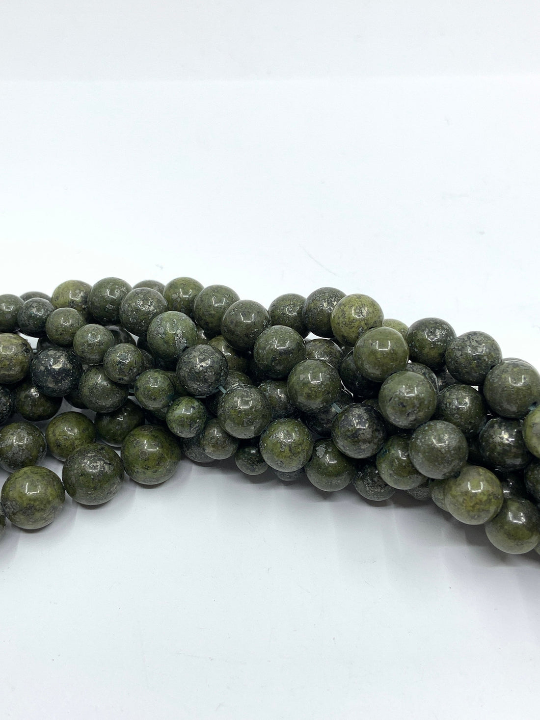 Forest green wood beads | Bellaire Wholesale