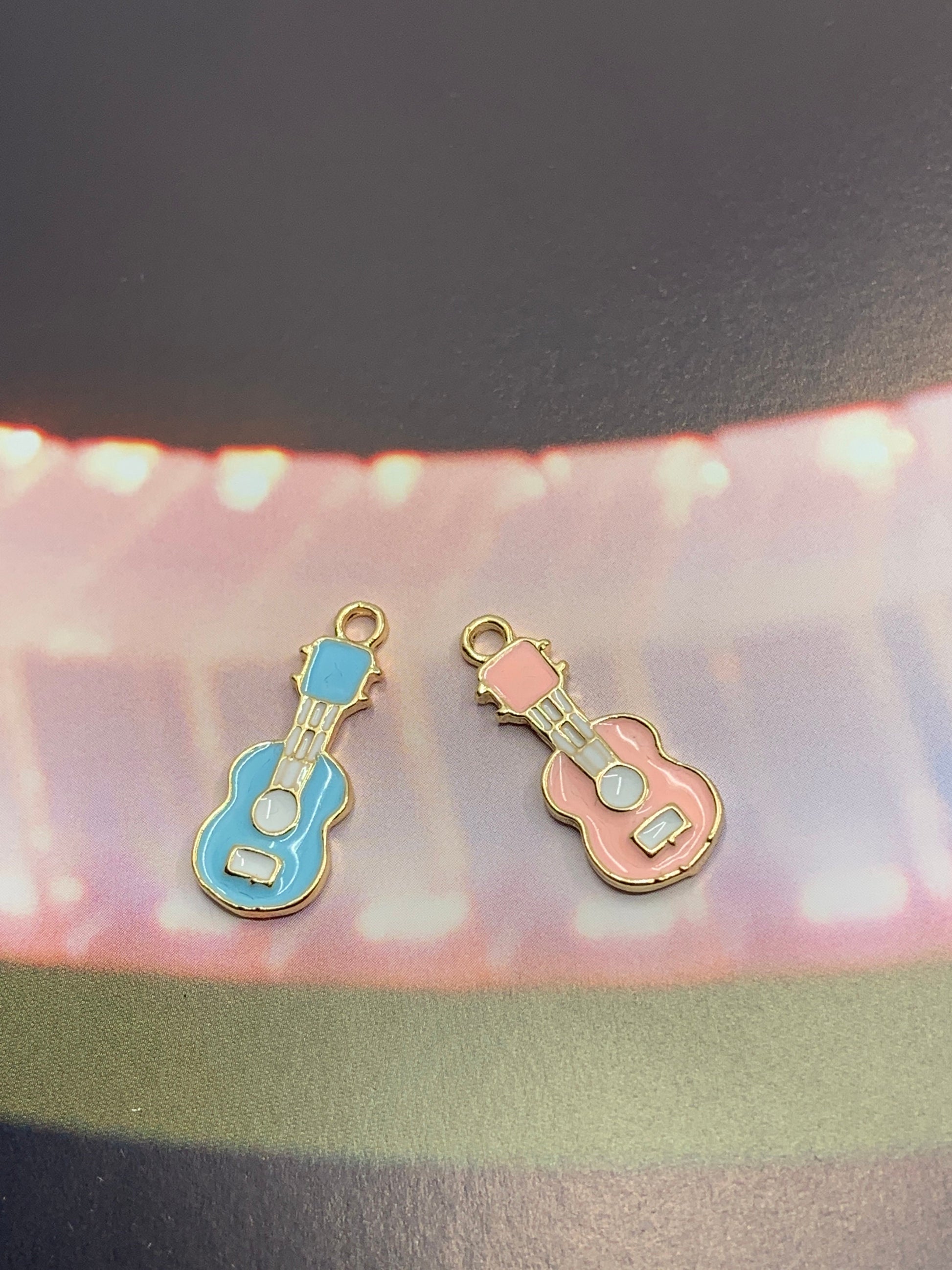 Guitar Charm | Bellaire Wholesale