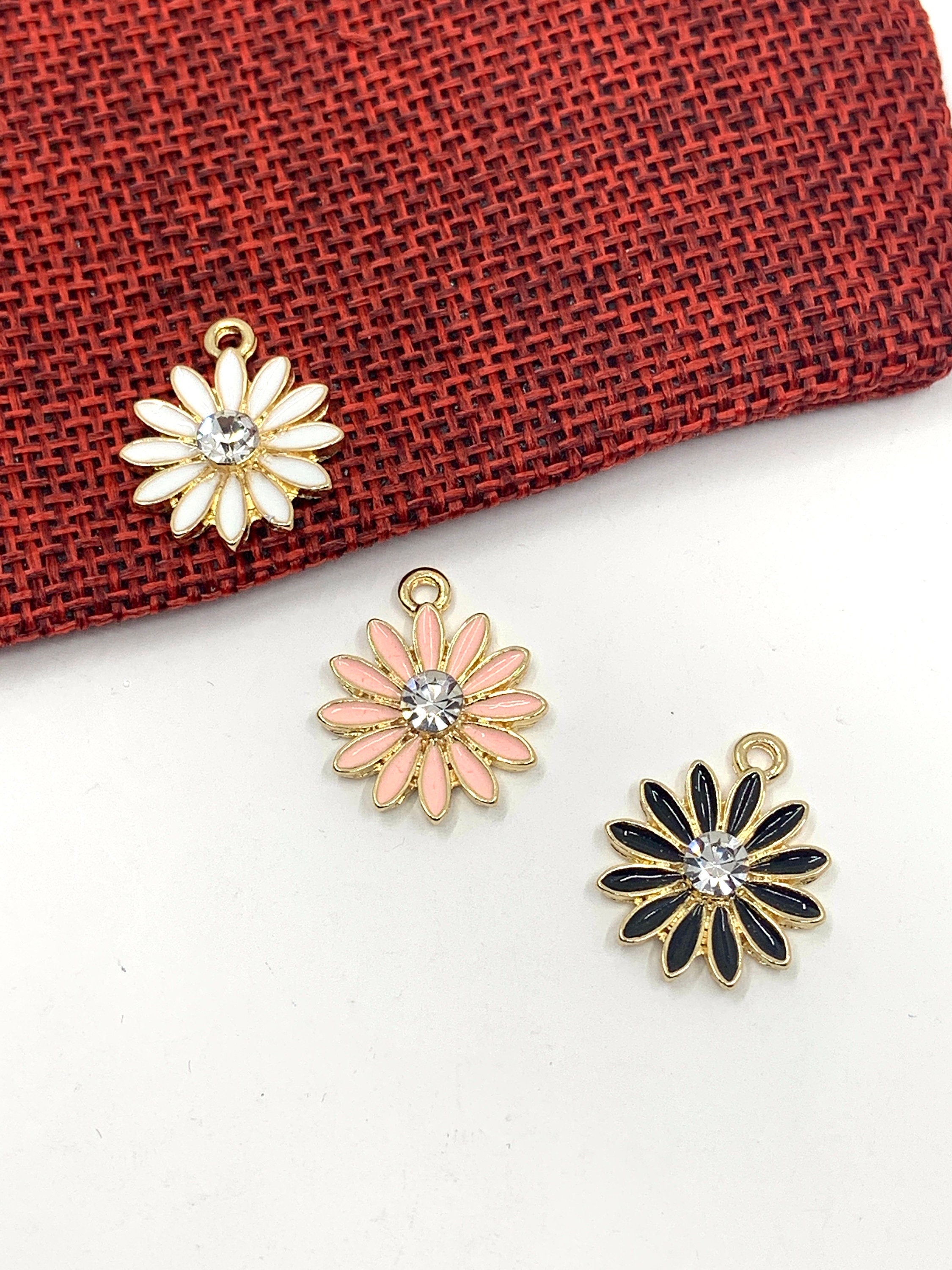 Enamel Daisy Flower Charm | Bellaire Wholesale