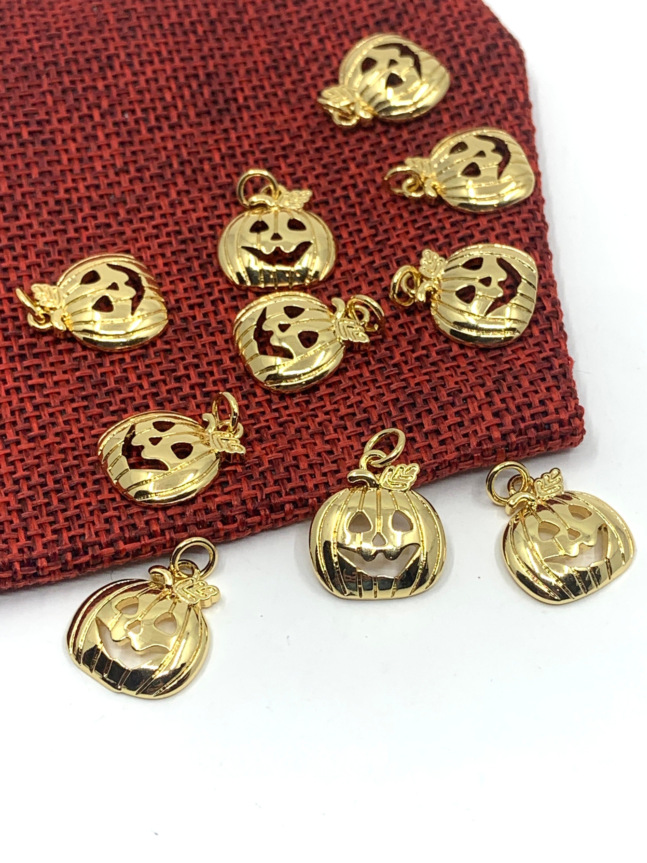 Pumpkin Charm | Bellaire Wholesale
