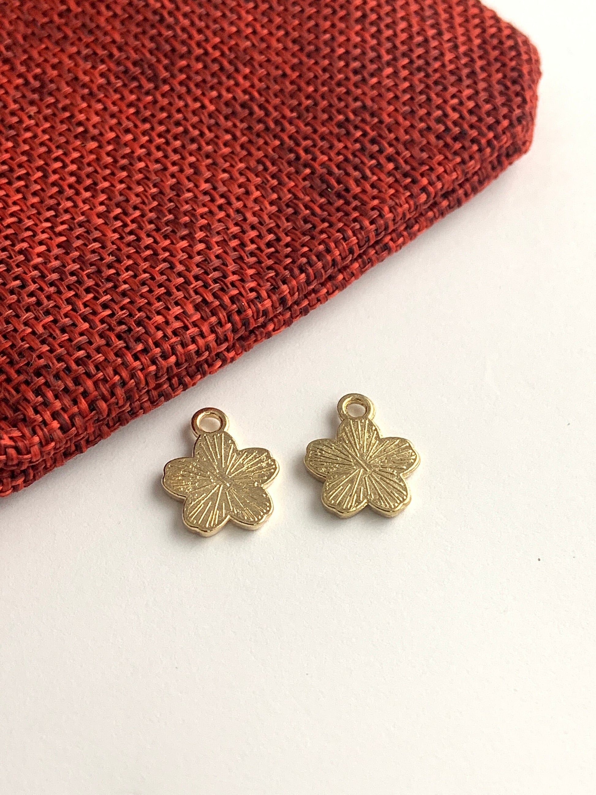  Alloy Enamel Flower Charm | Bellaire Wholesale