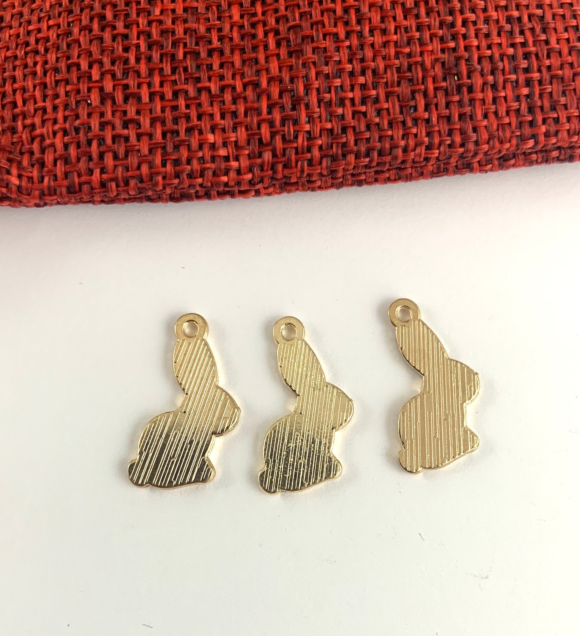 Tiny Rabbit Charm | Bellaire Wholesale