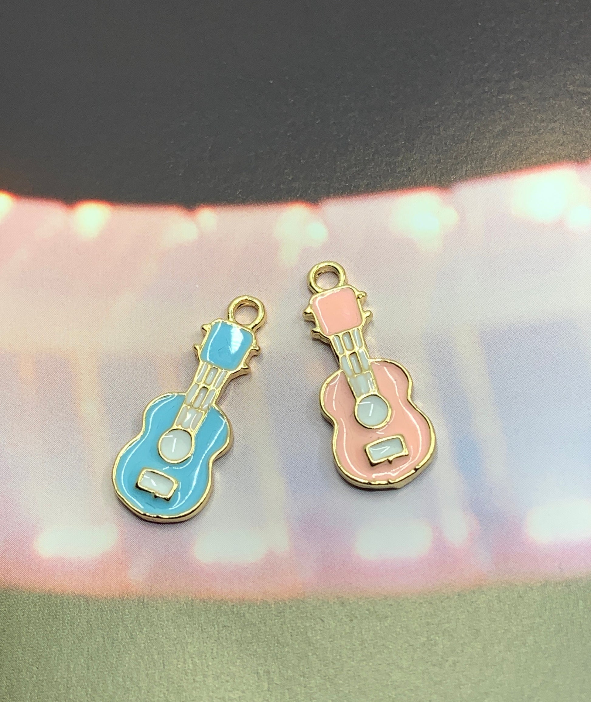 Guitar Charm | Bellaire Wholesale