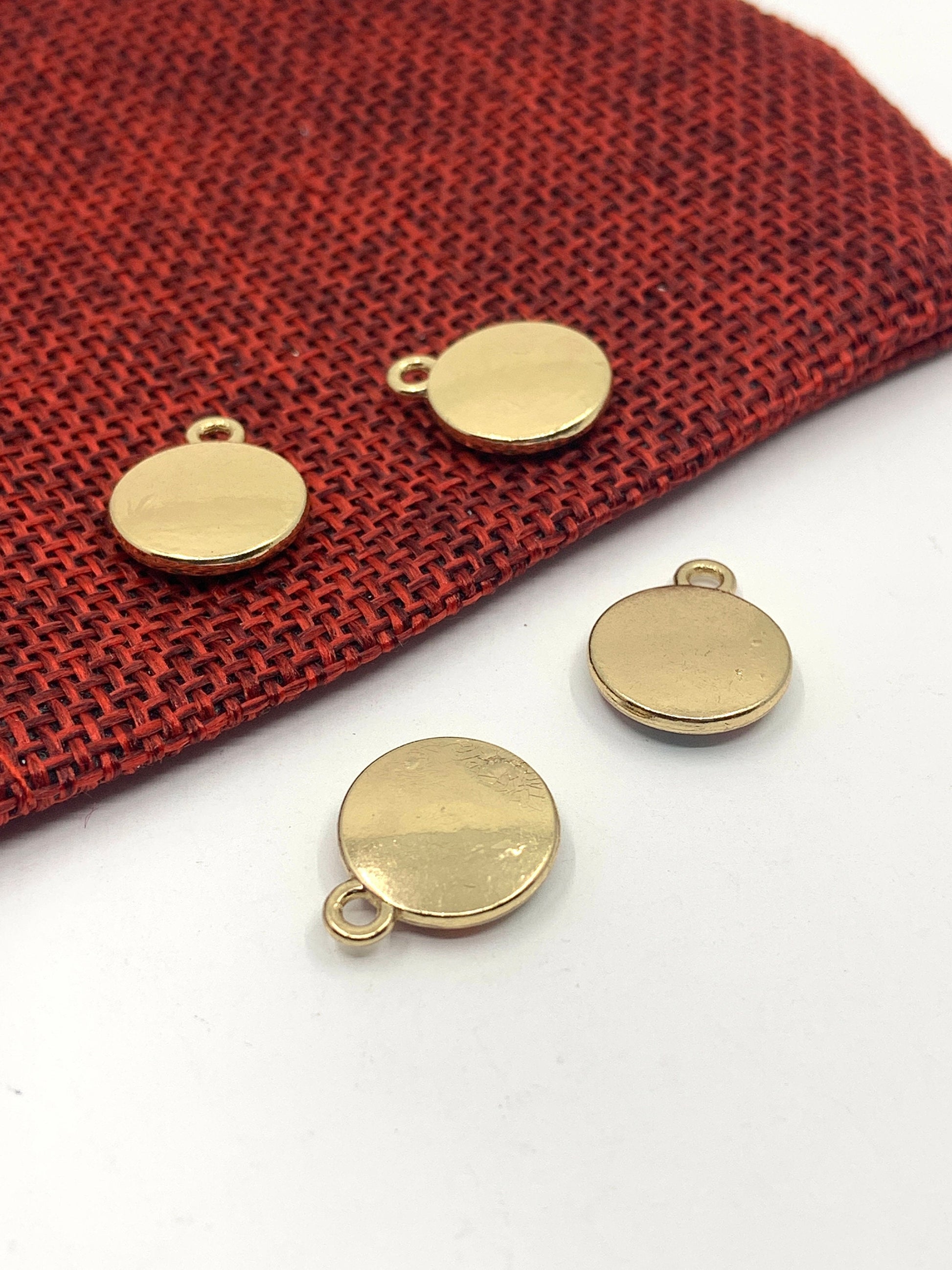 Round Rainbow Charm | Bellaire Wholesale