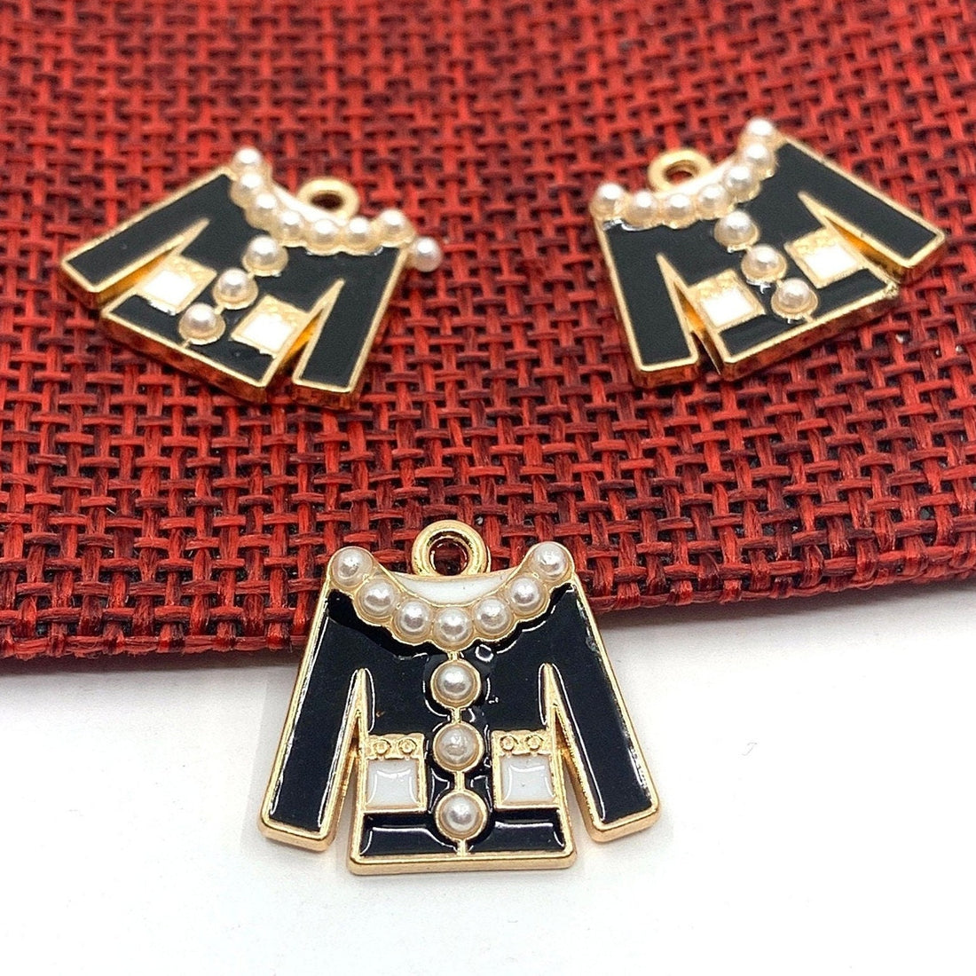 Black Jacket Charm | Bellaire Wholesale