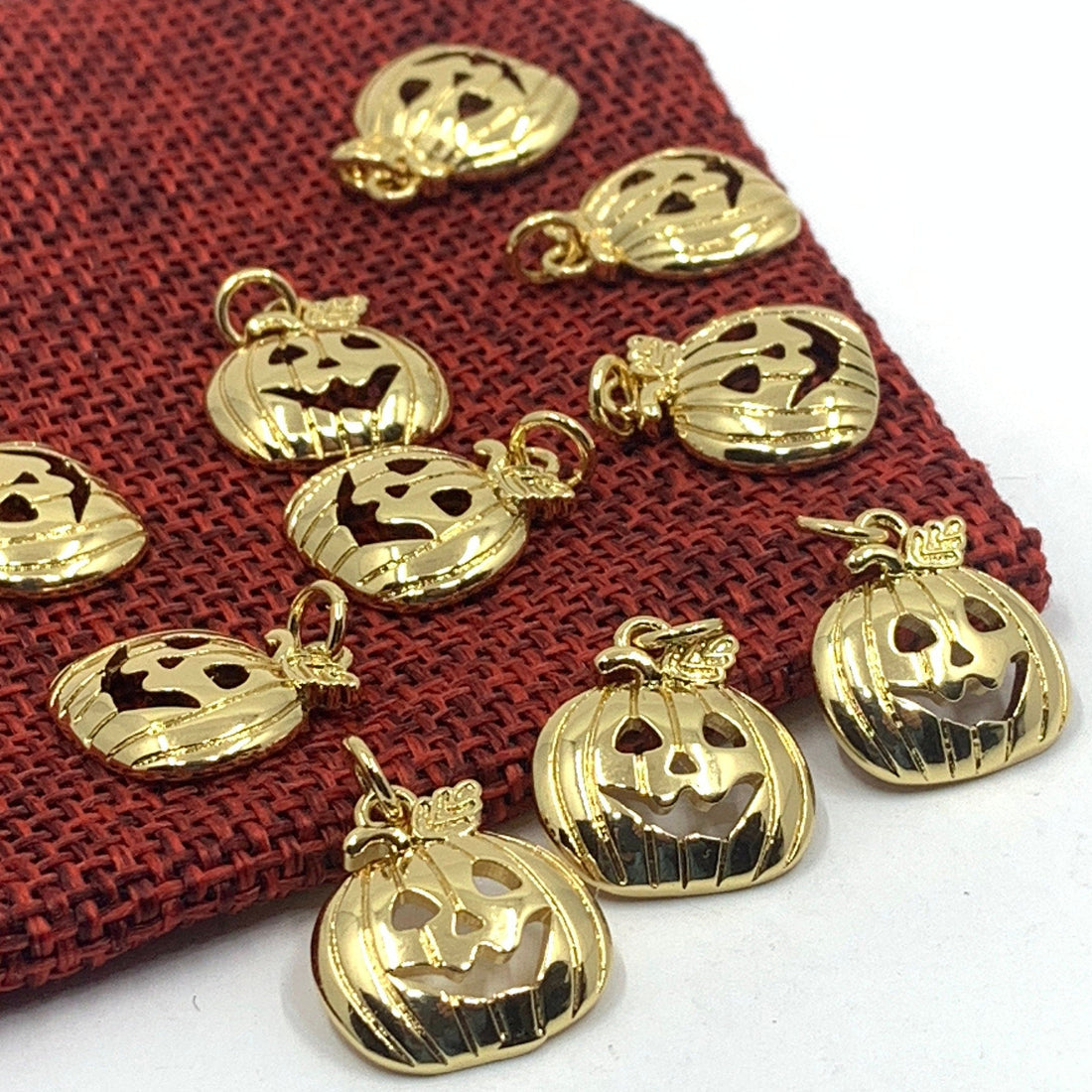 Pumpkin Charm | Bellaire Wholesale