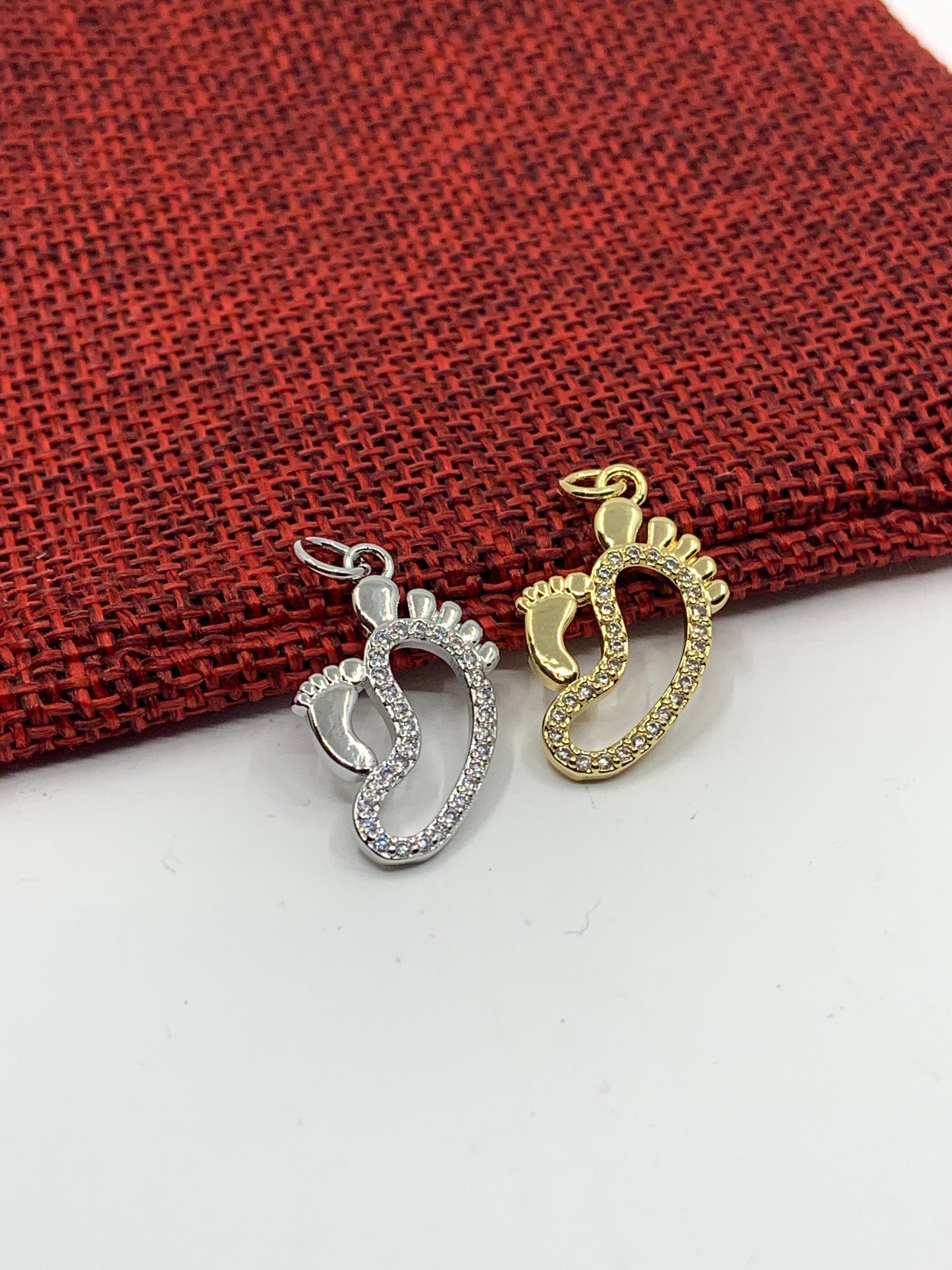 Baby and Mom foot charm | Bellaire Wholesale